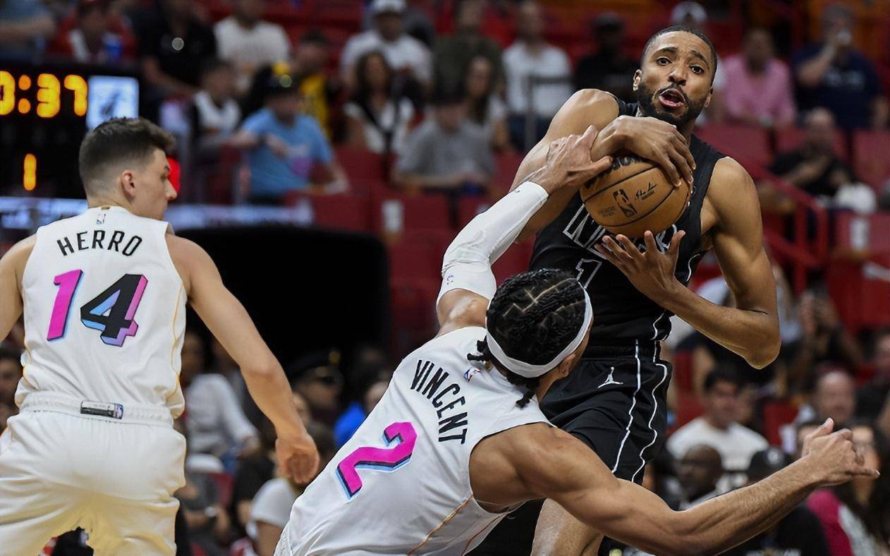 成都蓉城逆袭夺冠 成都蓉城逆袭夺冠